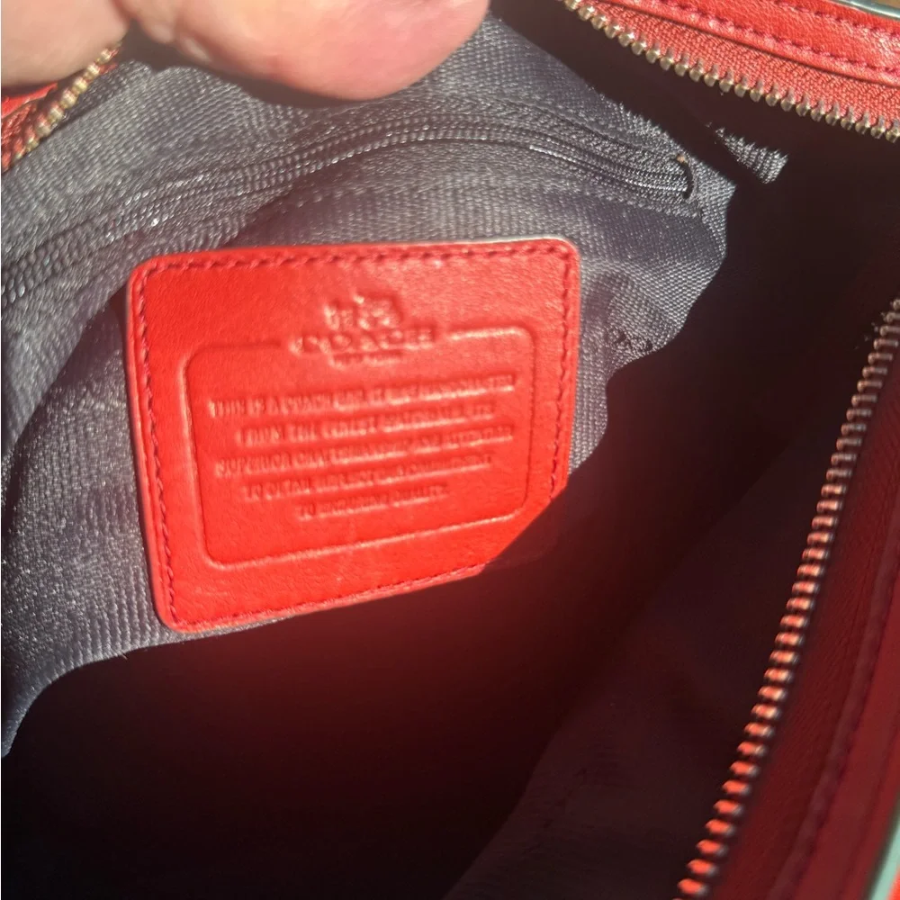 Coach Pebbled Leather Red Bucket Crossbody Bag — Creed G1481-32281 ✨🐱❤️